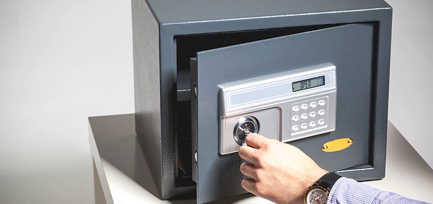 Jewelry Safe Unlocking Service in Alton