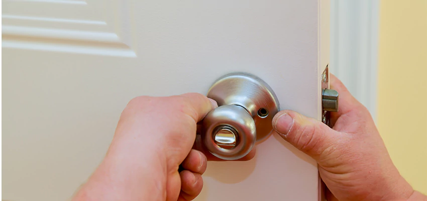 After-hours Locksmith For Lock And Key Installation in Alton